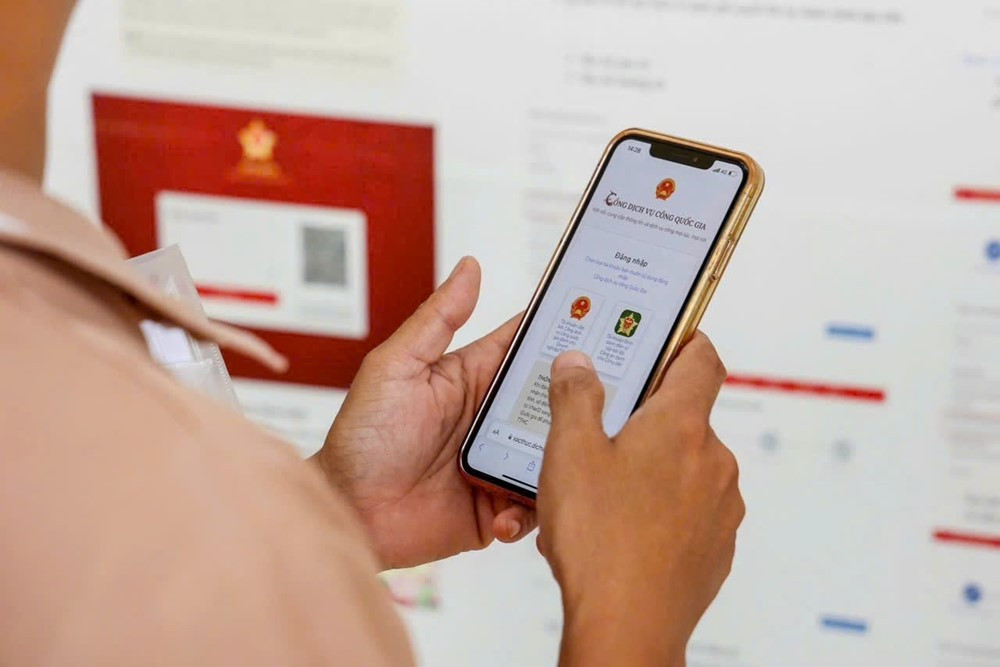 Thủ tướng giao nhiệm vụ cho Bộ trưởng Bộ Công an, Bộ Tư pháp, Bộ Tài chính, Chủ tịch UBND các tỉnh, chỉ đạo tập trung thực hiện nhiệm vụ quan trọng - ảnh 2