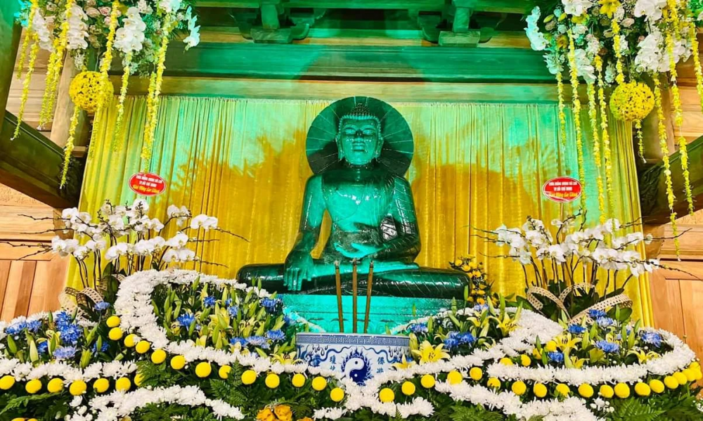 Ngôi chùa sở hữu tượng Phật Ngọc nguyên khối lớn nhất Việt Nam do tập đoàn của ông Phạm Nhật Vượng cung tiến, vừa được UNESCO công nhận Di sản thế giới - ảnh 4