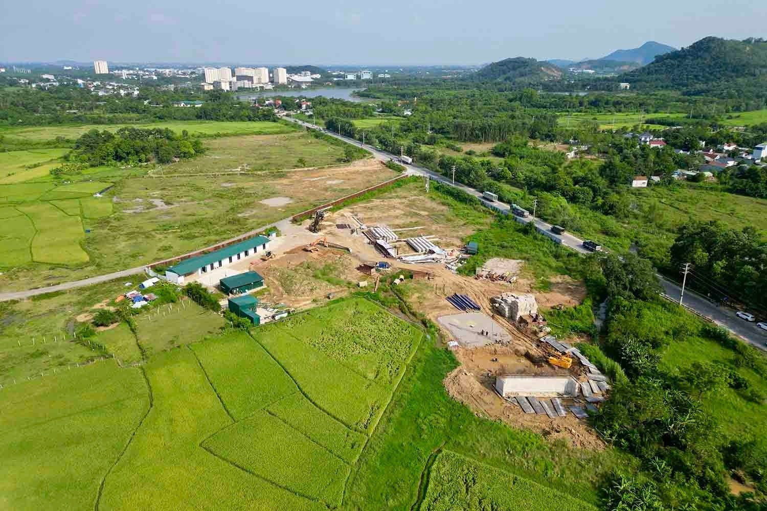 2 dự án nhà máy điện hạt nhân đầu tiên của Việt Nam gặp khó- Ảnh 2. 2 dự án nhà máy điện hạt nhân đầu tiên của Việt Nam gặp khó- Ảnh 2.