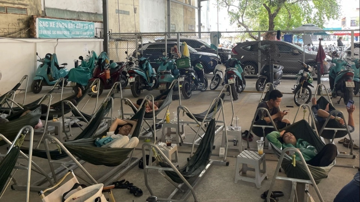 Mô hình quán cà phê độc lạ tại TP.HCM: Vừa sạc pin xe vừa được ăn uống, ngủ nghỉ