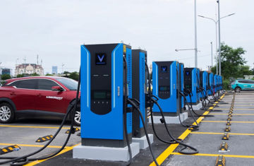 VietinBank rót 4.000 tỷ đồng tín dụng ưu đãi cho các chủ đầu tư trạm sạc V-Green