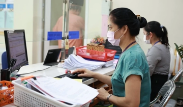 Bổ sung các quy định về tiền lương, phụ cấp trách nhiệm với cán bộ, công chức, viên chức
