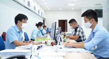 Hơn 77.000 người đã nghỉ việc sau tinh gọn bộ máy