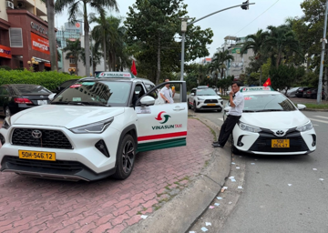 Trước lệnh cấm xe xăng, ông lớn taxi Vinasun (VNS) dốc hàng trăm tỷ đồng mua 550 chiếc hybrid