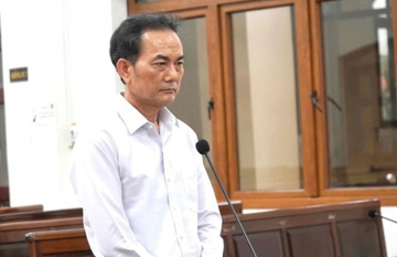 Cựu Phó Chủ tịch UBND tỉnh lãnh án khi biến đất công thành đất tư