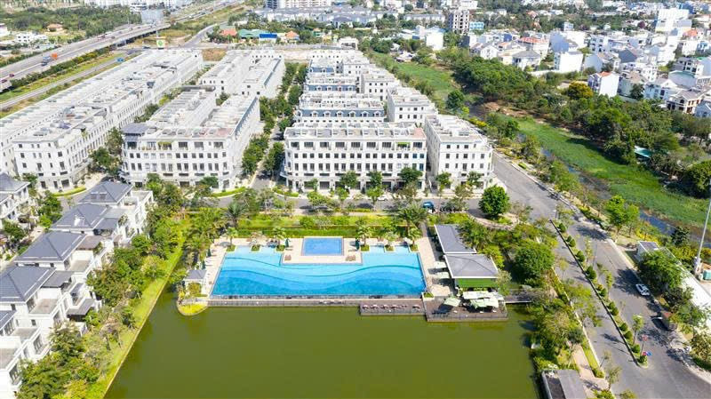 Những dự án nhà ở được mở bán trong 6 tháng đầu năm chủ yếu vẫn đến từ phân khúc trung, cao cấp. 66.jpg