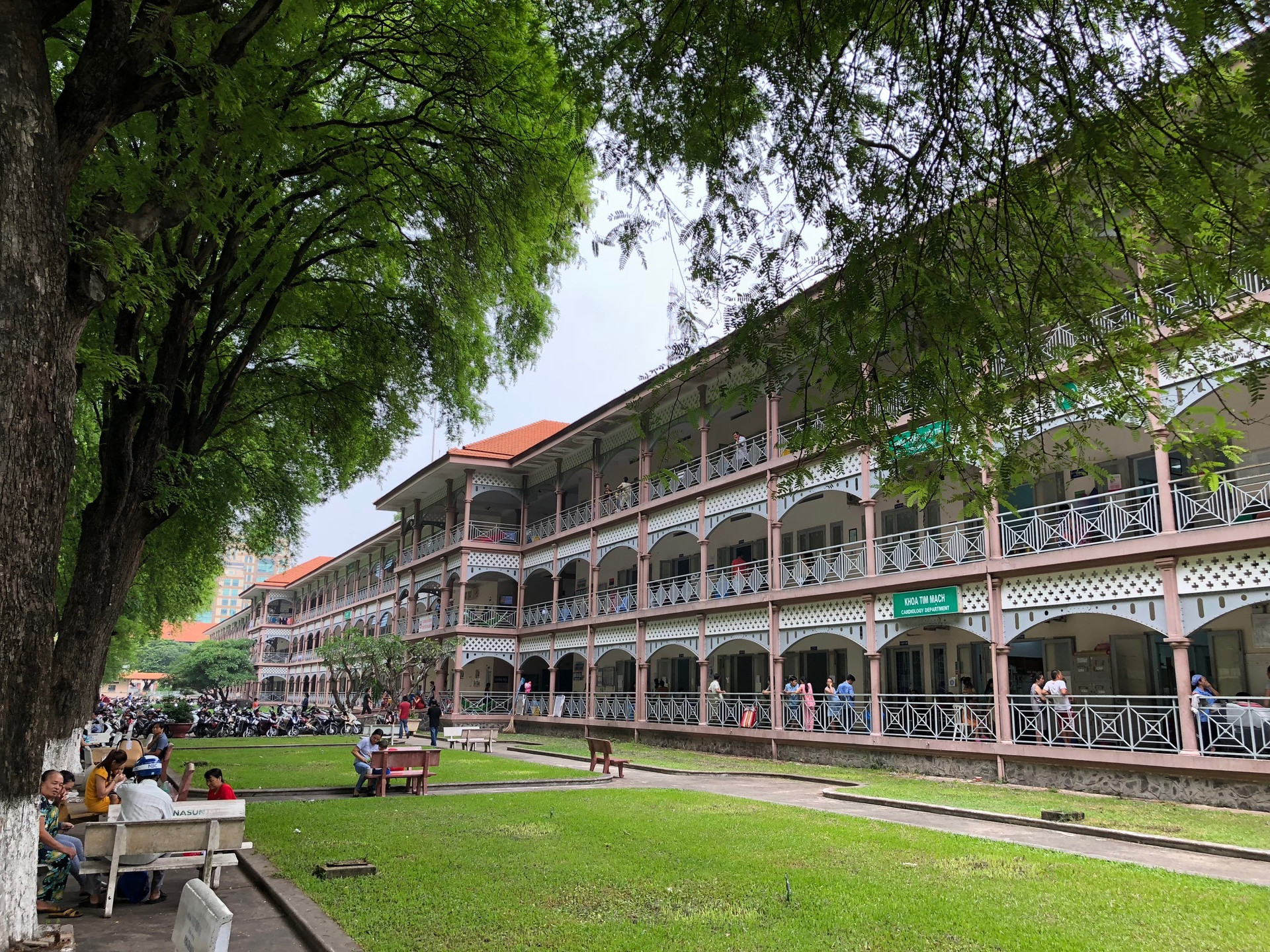 TP. HCM có một bệnh viện 150 năm tuổi vừa khám chữa bệnh, vừa được công nhận di tích kiến trúc- Ảnh 2. TP. HCM có một bệnh viện 150 năm tuổi vừa khám chữa bệnh, vừa được công nhận di tích kiến trúc- Ảnh 2.