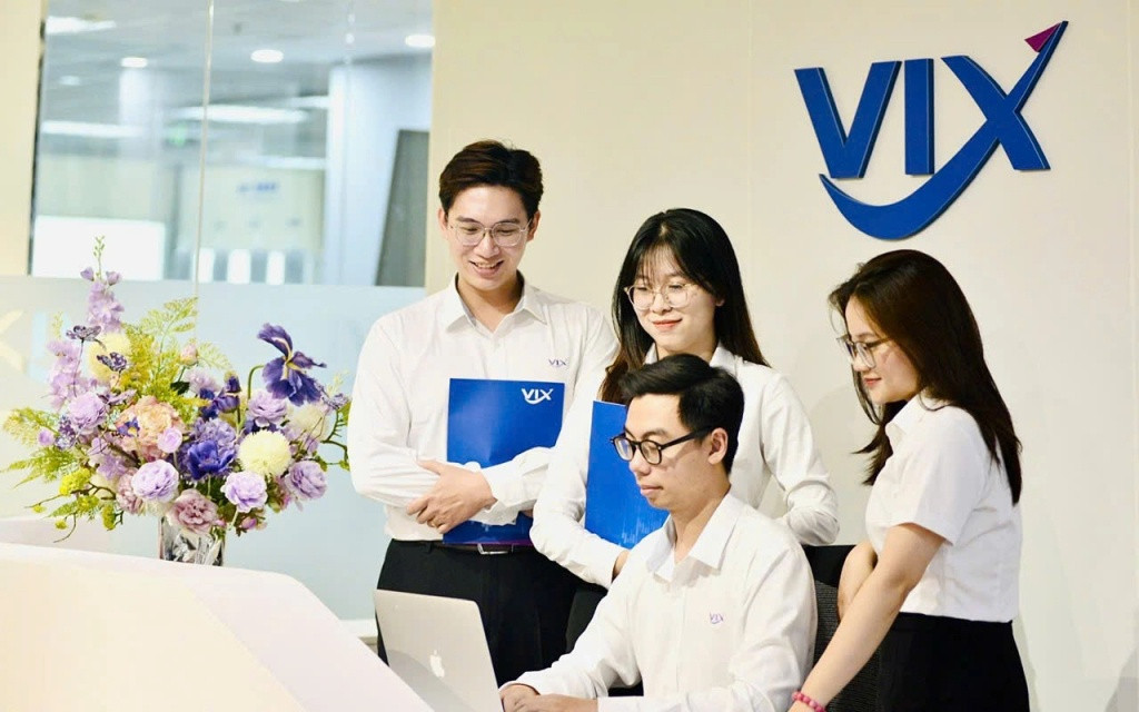 Giải mã đà tăng nóng của <a style='text-decoration: none;' href='/VIX'>VIX</a>: Danh mục tự doanh nghìn tỷ ôm toàn 'hàng hot', quý III/2025 tiếp tục lãi to