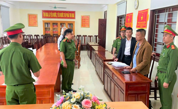 Khám xét nơi ở, bắt tạm giam Giám đốc Nguyễn Khắc Hùng