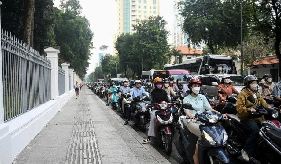 Thành phố Hồ Chí Minh sắp ‘chốt’ thời gian chuyển đổi 400.000 xe xăng, chuyên gia chỉ ra thách thức lớn nhất cần giải quyết