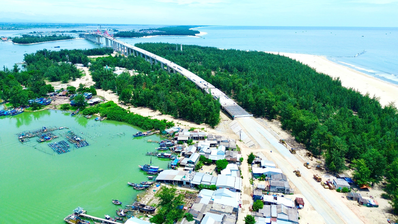3-vuong-mat-bang-cau-cua-bien-thuan-an.jpg