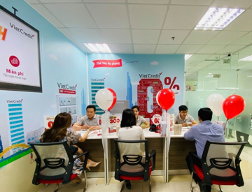 Lợi nhuận kỷ lục, một công ty tài chính chi cho nhân viên hơn 72 triệu đồng/tháng
