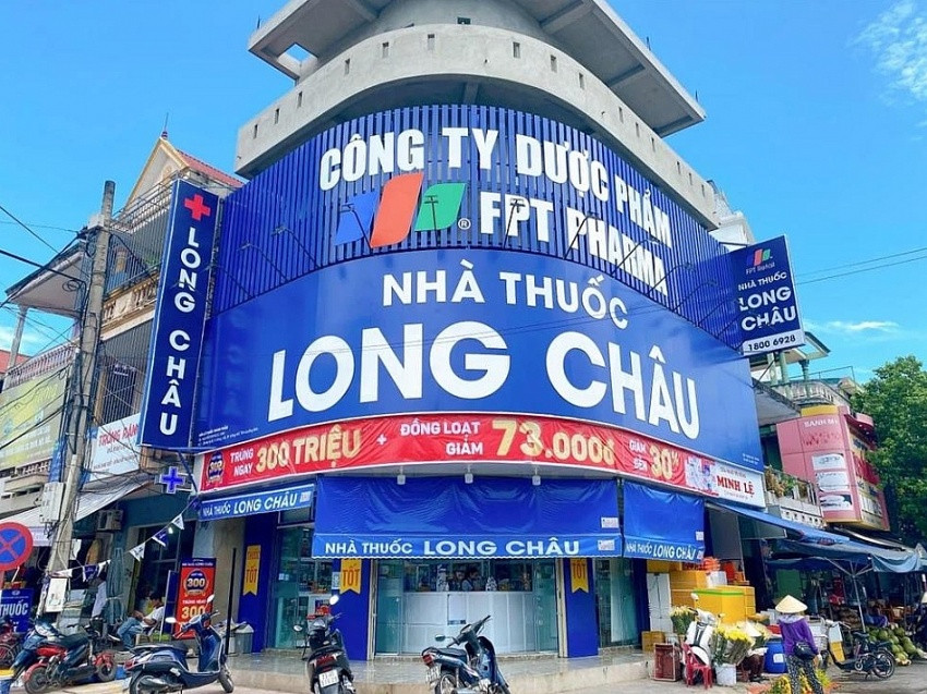 Dragon Capital bán ròng hàng triệu cổ phiếu <a style='text-decoration: none;' href='/FRT'>FRT</a>, rời ghế cổ đông lớn tại chủ chuỗi Long Châu và <a style='text-decoration: none;' href='/FPT'>FPT</a> Shop