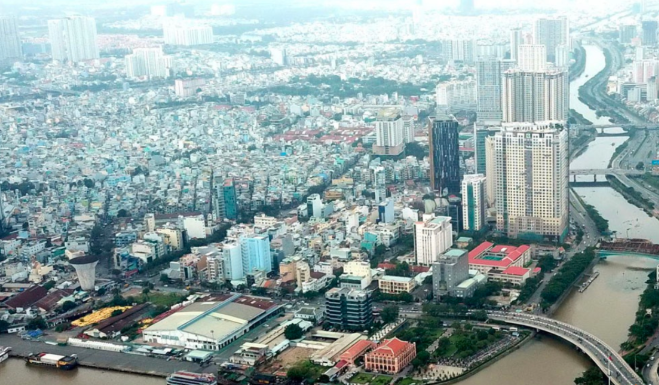 Phường 'chật chội' nhất Việt Nam, mật độ dân số gấp 10 lần Singapore, 12 lần Hồng Kông (Trung Quốc)- Ảnh 2. Phường 'chật chội' nhất Việt Nam, mật độ dân số gấp 10 lần Singapore, 12 lần Hồng Kông (Trung Quốc)- Ảnh 2.