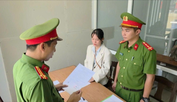 Chính thức khởi tố đối tượng Bùi Thị Vĩ vay tiền ngân hàng