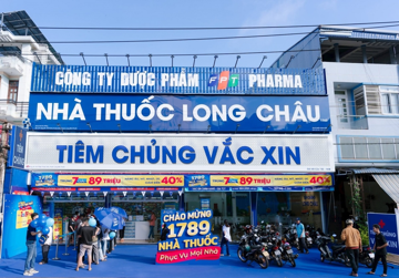 FPT Retail (FRT) nhận gần 900 tỷ đồng từ bán vốn Long Châu, chuỗi nhà thuốc lớn nhất Việt Nam được định giá bao nhiêu?