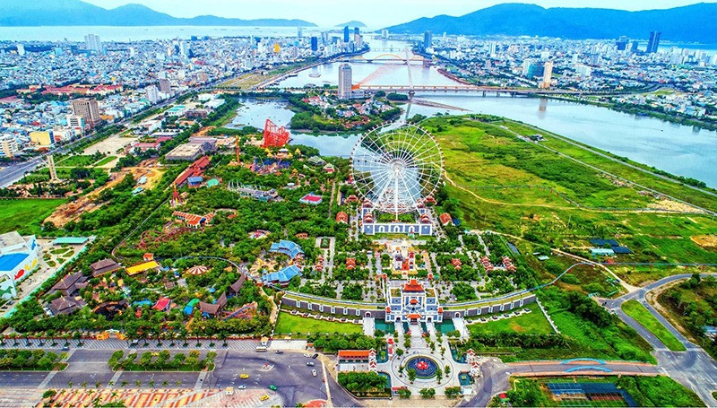 Thành phố rộng nhất Việt Nam sắp có tòa tháp chọc trời 70 tầng, tọa lạc tại thiên đường giải trí nổi tiếng- Ảnh 1.