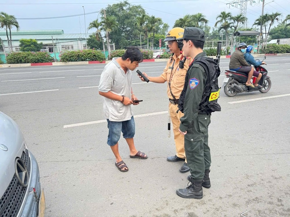 Phòng Cảnh sát giao thông phát thông báo khẩn đến toàn bộ người dân TP. Hồ Chí Minh - ảnh 1