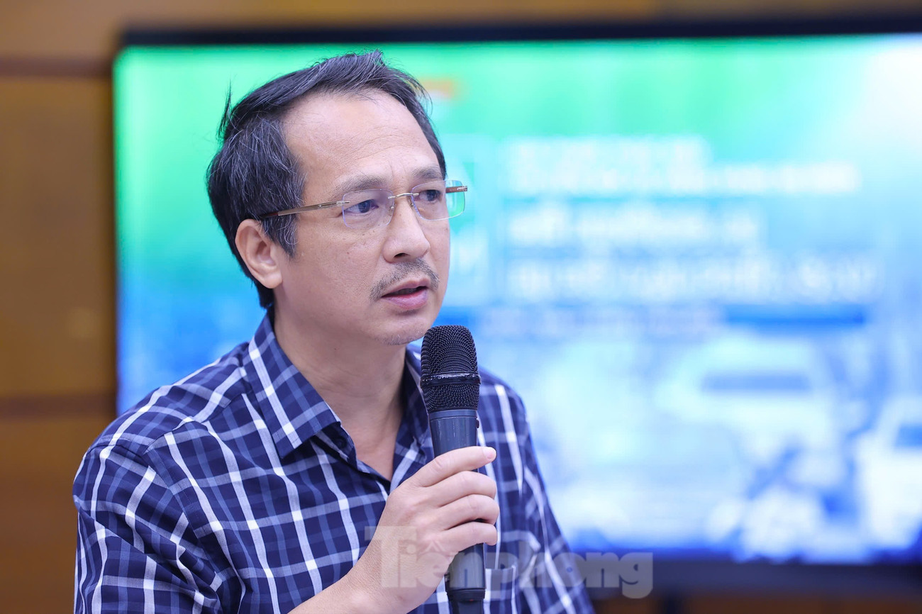 Ông Nguyễn Đông Phong - Giám đốc Trung tâm Thử nghiệm khí thải xe cơ giới đường bộ (NETC), Cục Đăng kiểm Việt Nam, Bộ Xây dựng. 05f1c405-428b-4ecd-82c0-d13fd3a964ac-6348.jpg