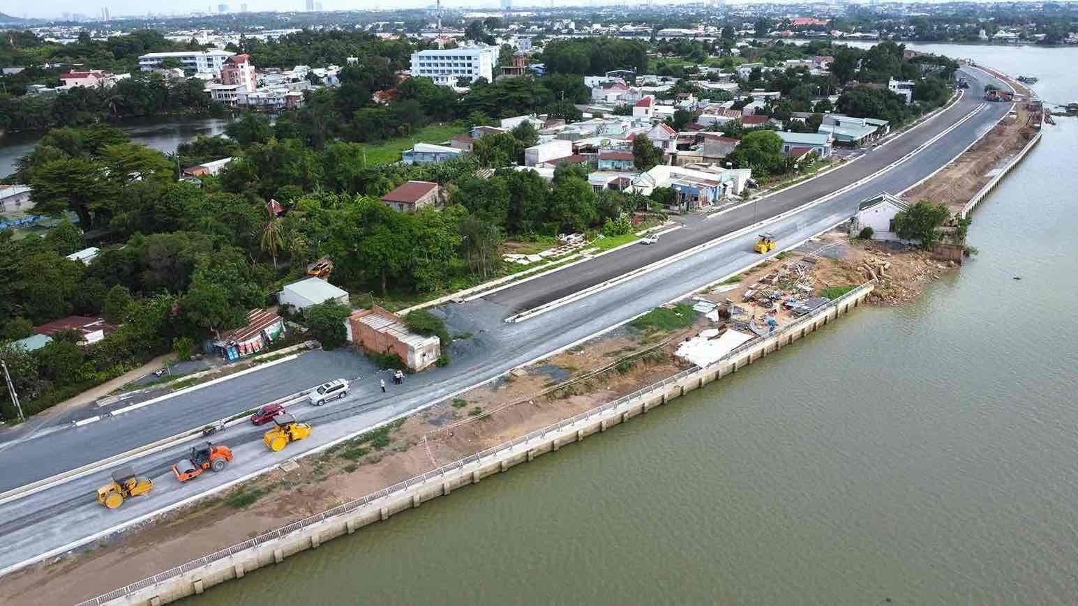 Thành phố giàu nhất Việt Nam tiếp tục làm tuyến đường dài gần 100km ven dòng sông biểu tượng- Ảnh 2. Thành phố giàu nhất Việt Nam tiếp tục làm tuyến đường dài gần 100km ven dòng sông biểu tượng- Ảnh 2.