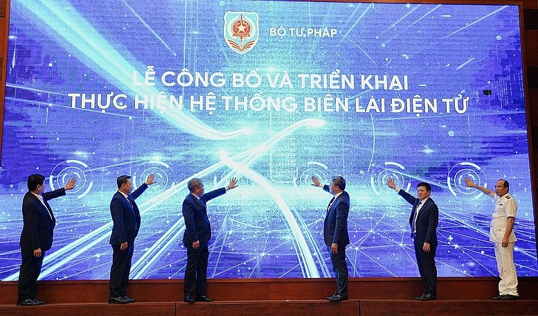 <a style='text-decoration: none;' href='/FPT'>FPT</a> cùng Bộ Tư pháp số hóa Thi hành án dân sự, rút ngắn thời gian xử lý hồ sơ chỉ còn vài phút