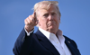 Ông Trump bất ngờ áp thuế mới trước giờ G: Chốt mức trần thuế đối ứng, hàng trung chuyển bị áp 40%