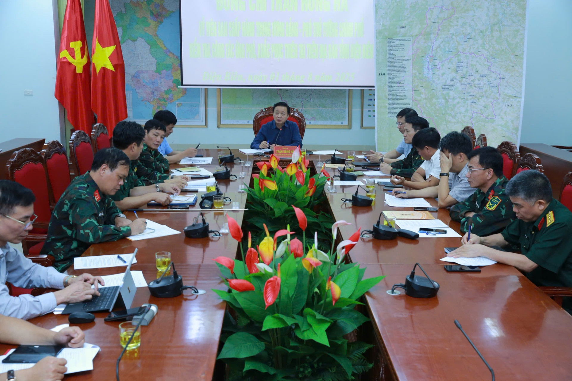 Phó Thủ tướng Trần Hồng Hà chỉ đạo khắc phục lũ quét, sạt lở đất ở Điện Biên- Ảnh 2.