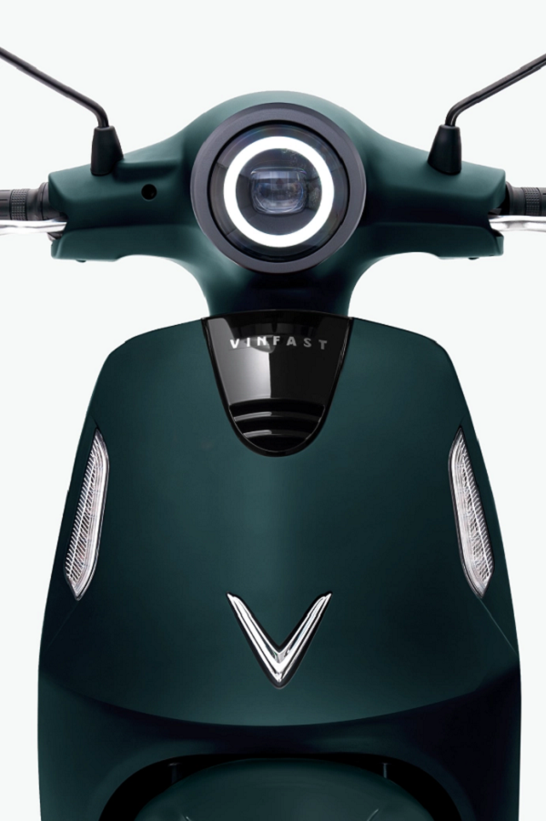 VinFast gây chú ý với xe điện giá rẻ chỉ hơn 14 triệu: Đi 78 km/sạc, nhỏ gọn lại siêu dễ lái