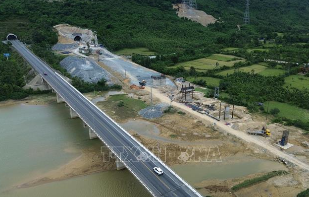 Dự án mở rộng hầm xuyên núi 20 năm tuổi của Việt Nam sẽ hoàn thành vào cuối năm nay- Ảnh 2. Dự án mở rộng hầm xuyên núi 20 năm tuổi của Việt Nam sẽ hoàn thành vào cuối năm nay- Ảnh 2.