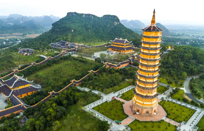 Ngôi chùa sở hữu nhiều kỷ lục nhất Việt Nam được vinh danh là điểm đến nổi bật- Ảnh 1.