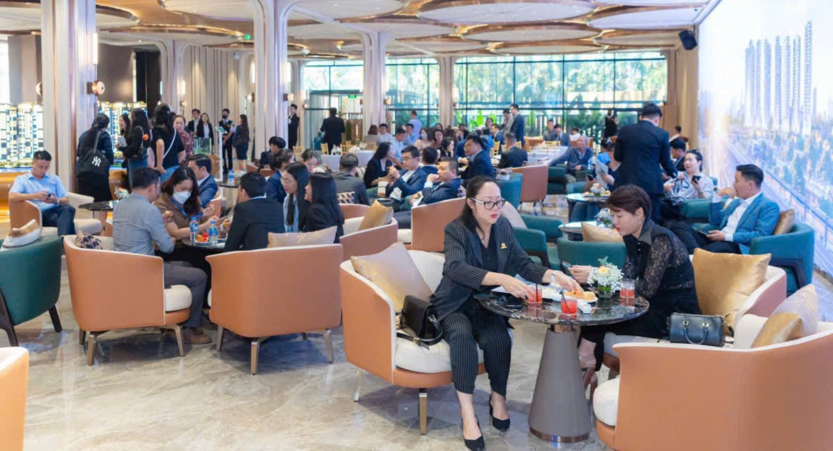 Căn hộ mẫu The Privé chính thức ra mắt: Khẳng định chuẩn sống thượng lưu giữa trung tâm TP. HCM- Ảnh 2. Căn hộ mẫu The Privé chính thức ra mắt: Khẳng định chuẩn sống thượng lưu giữa trung tâm TP. HCM- Ảnh 2.