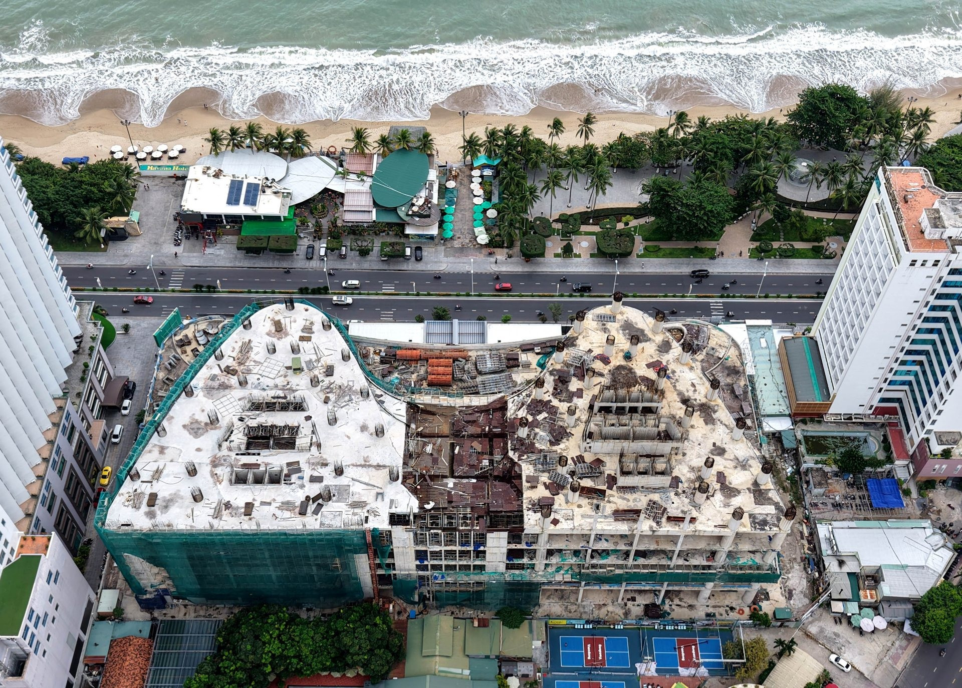 Thanh tra Chính phủ vào cuộc dự án tòa nhà 40 tầng nghìn tỷ bỏ hoang trên ‘đất vàng’ ven biển- Ảnh 1.