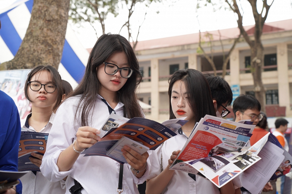 Kỷ nguyên số mở ra 'mỏ vàng' việc làm: Ngành học giúp giới trẻ thu nhập cao, dễ thăng tiến