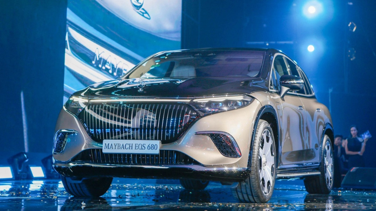 Sức mua giảm, thị trường xe ô tô sang Việt liên tục 'tháo kho' với ưu đãi khủng nhằm 'kéo chân' khách hàng Sức mua giảm, thị trường xe ô tô sang Việt liên tục 'tháo kho' với ưu đãi khủng nhằm 'kéo chân' khách hàng