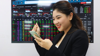 VN-Index vượt 1.600 điểm, thị trường phân hóa rõ nét