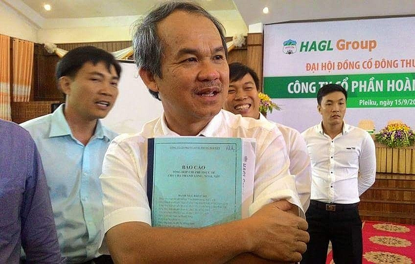 HAGL (<a style='text-decoration: none;' href='/HAG'>HAG</a>) vừa vay thêm 1.000 tỷ đồng, bầu Đức còn 18 tháng để đưa nợ về 0