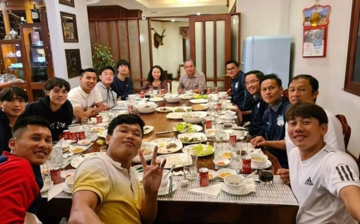 Con trai 'kín tiếng' của bầu Đức bất ngờ xuất hiện, chi hơn 400 tỷ đồng mua cổ phiếu HAGL
