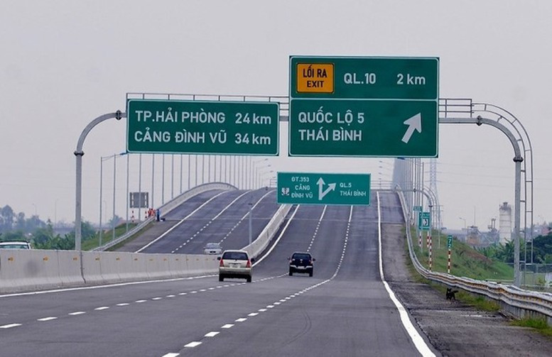 Thí điểm phân làn đường, cấm xe tải trên cao tốc Hà Nội - Hải Phòng, Pháp Vân - Cầu Giẽ- Ảnh 2. Thí điểm phân làn đường, cấm xe tải trên cao tốc Hà Nội - Hải Phòng, Pháp Vân - Cầu Giẽ- Ảnh 2.