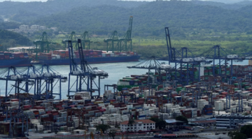 Tỷ phú Lý Gia Thành bán cảng Panama cho Mỹ: Bắc Kinh siết chặt, thương vụ hơn 600.000 tỷ đồng nhận 'tin dữ'