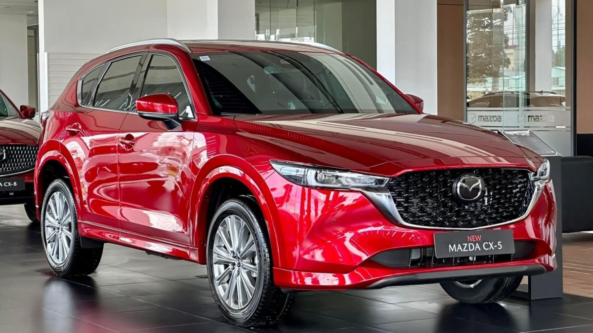 Người Việt đổ xô mua ô tô trước tháng Ngâu: 7 mẫu xe vượt mốc 1.500 xe/tháng, VF 3 ứng cử viên số 1 cho danh hiệu ‘vua doanh số 2025’