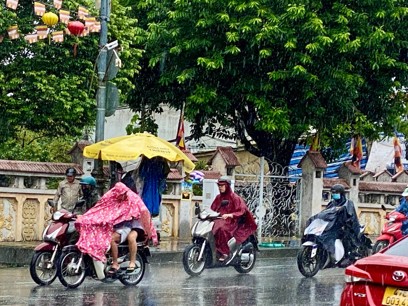 Mưa dông tại TPHCM có xu hướng gia tăng từ khoảng ngày 21-22/8. Ảnh minh họa: Hữu Huy 1.jpg
