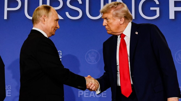 Ông Trump ra điều kiện sốc cho Ukraine: Không lấy lại Crimea, đừng bao giờ gia nhập NATO!
