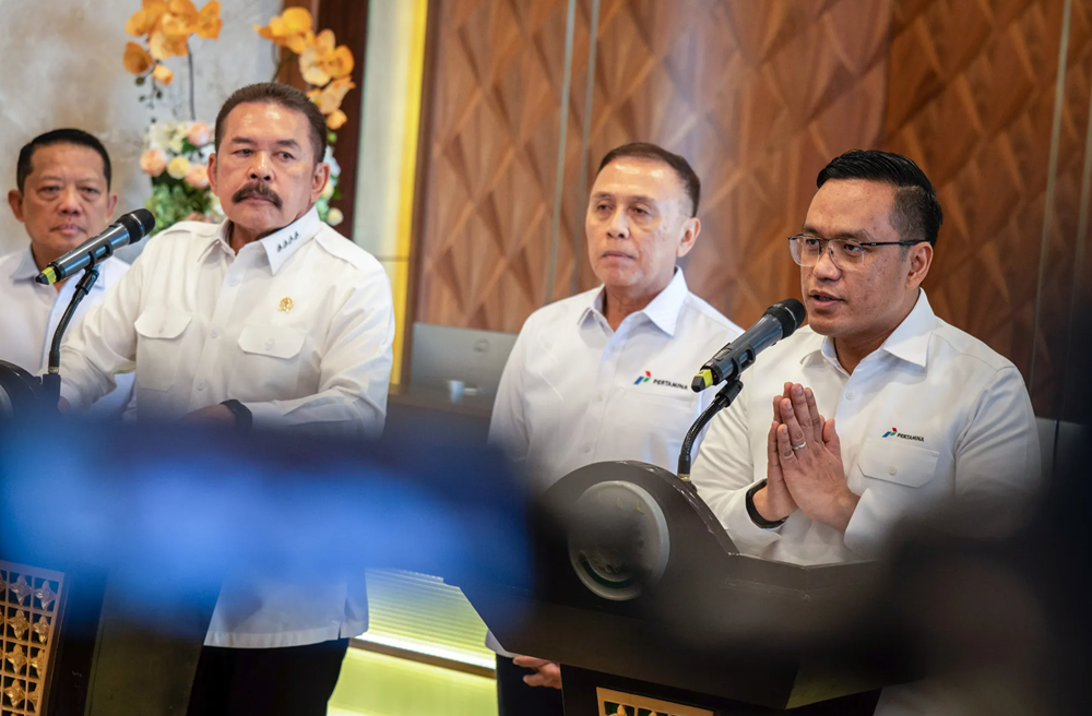 Lật tẩy đường dây gian lận xăng dầu chấn động, đại gia gây thiệt hại gần 18 tỷ USD bị Interpol phát lệnh truy nã đỏ - ảnh 3