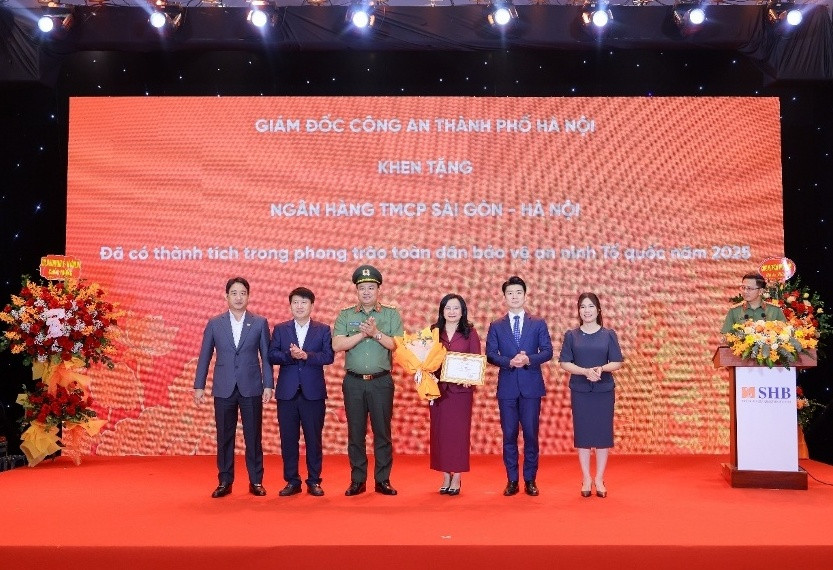 <a style='text-decoration: none;' href='/SHB'>SHB</a> ghi dấu ấn với nhiều thành tích trong phong trào toàn dân bảo vệ an ninh Tổ quốc
