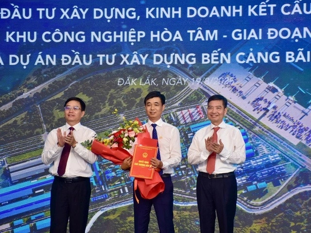 Hòa Phát (<a style='text-decoration: none;' href='/HPG'>HPG</a>) khởi động siêu dự án 5 tỷ USD, 'cú đấm thép 3' dần lộ diện