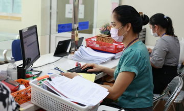 Chỉ 13 ngày nữa, nhóm công chức, viên chức này sẽ được nhận thêm hỗ trợ 5 triệu đồng/tháng