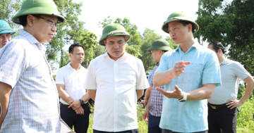 Chủ tịch tỉnh Bắc Ninh kiểm tra khu phố trung tâm 'hễ mưa là ngập'