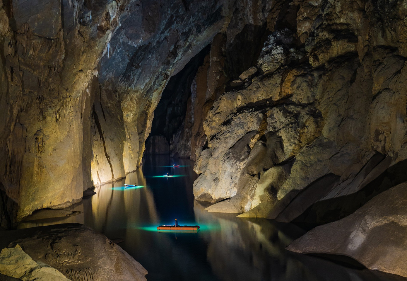 hang-son-doong-son-doong-cave-oxalis-adventure-1.jpg