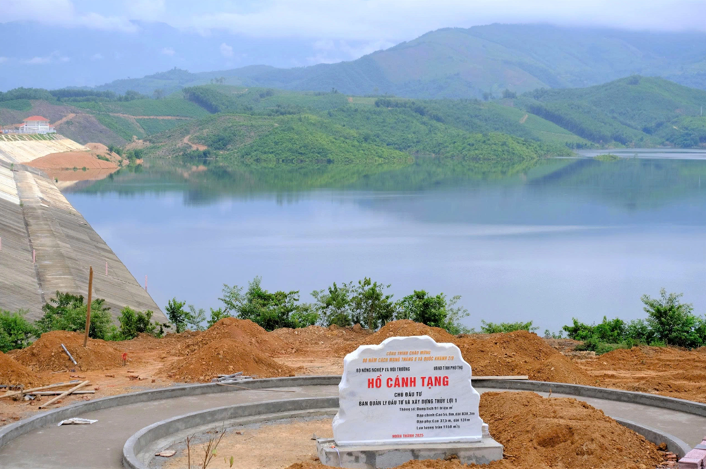 Chính thức khánh thành hồ thủy lợi lớn nhất miền Bắc, trị giá vượt 4.100 tỷ: Kỳ vọng thay đổi diện mạo của cả một vùng kinh tế - xã hội - ảnh 2