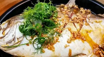 Xưa bị bỏ quên, loài cá có tên nghe lạ tai nay 'lột xác' thành đặc sản, giá cao vẫn đông người mua